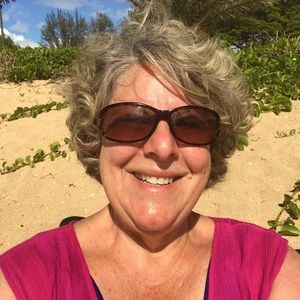 Meet your Posher, Monica